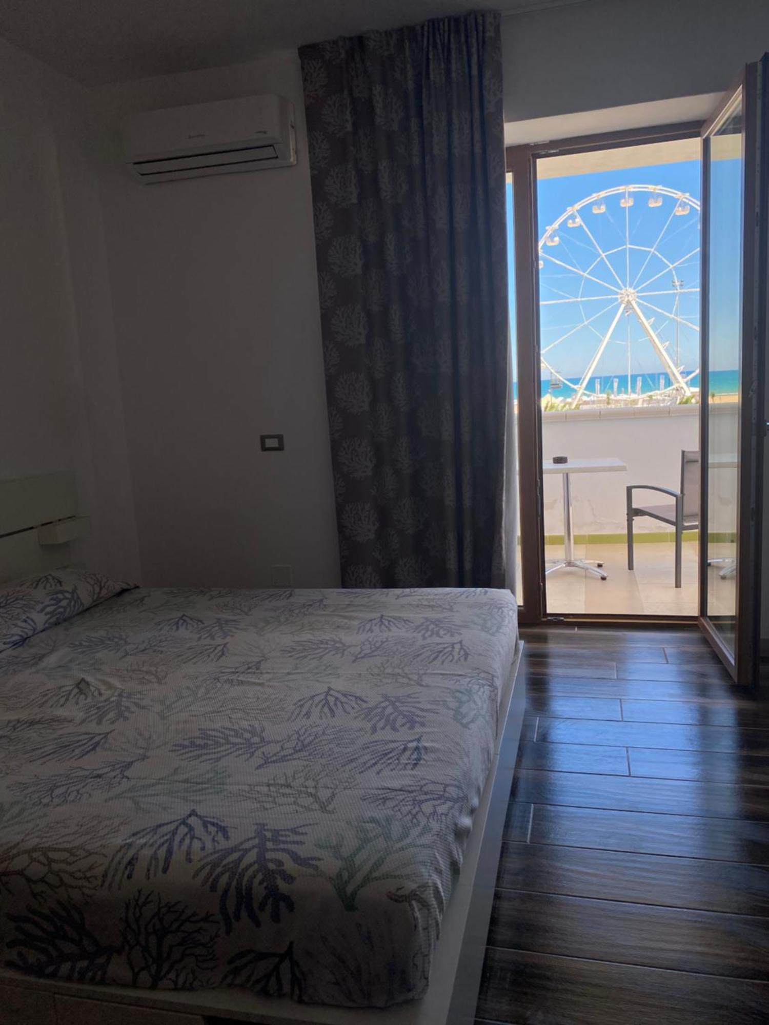 Manfredi Sea Room Vieste Exterior photo